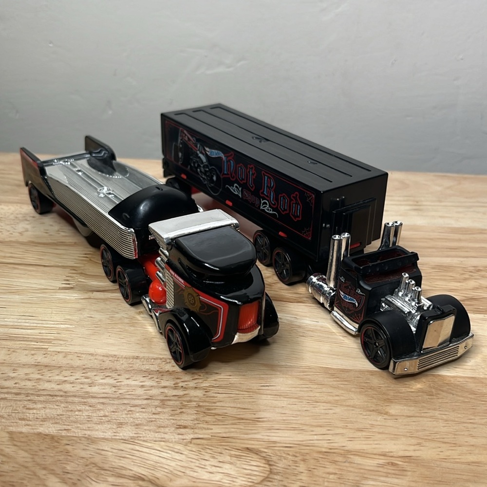 Hot Wheels Hot Rod Semi 2013 and 2014 Mattel Rd. roller and sky show semi
